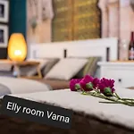 홈스테이 Bohemian Elly *